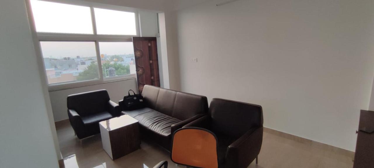 Rvr Abode -Private Rooms Bangalore Exterior photo